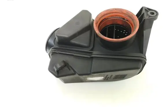 Mercedes-Benz E W211 Intake resonator A2710900804