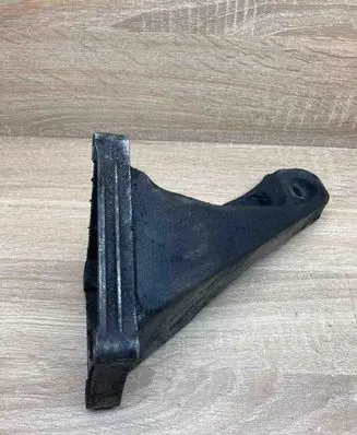 BMW X3 E83 Engine mount bracket 3418698 13807410