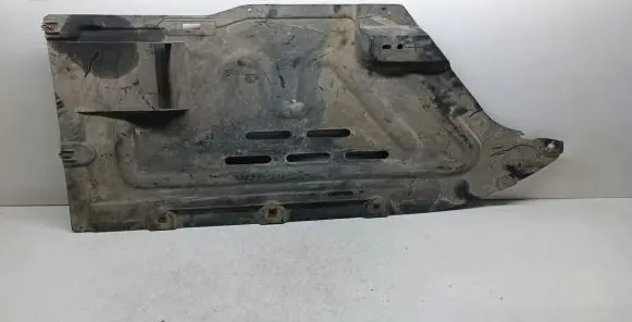 BMW 1 E82 E88 Gearbox bottom protection 7059388 51757059388