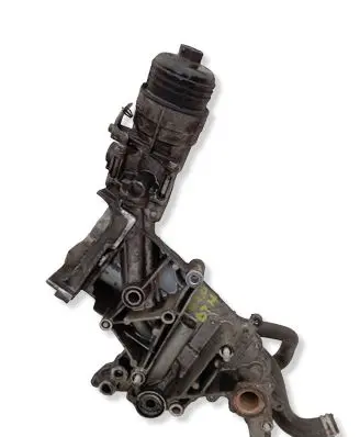 Opel Insignia B Oil filter mounting bracket 55578235
