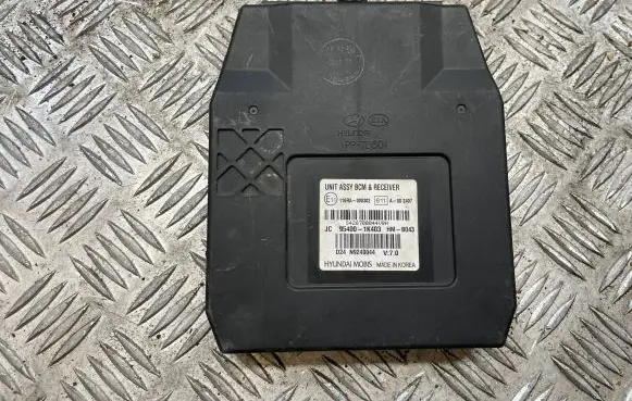 Hyundai ix20 Engine control unit/module 954001K403