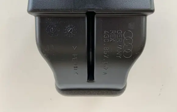 Audi A7 S7 4G Cabin air duct channel 4G0857042A
