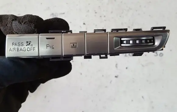 Audi A8 S8 D4 4H Parking (PDC) sensor switch 4H1959674R