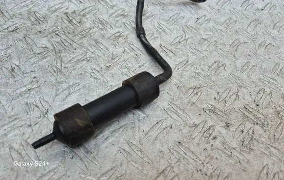 Vacuum air tank