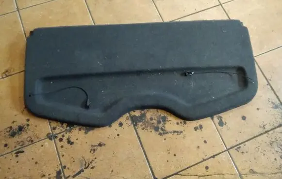Parcel shelf