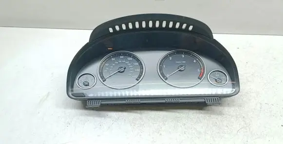 BMW 5 F10 F11 Speedometer (instrument cluster) 9255591
