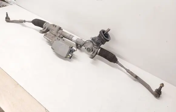 Mercedes-Benz A W176 Steering rack 2464602201 6700003427