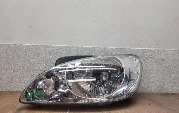 Hyundai Getz Headlight/headlamp 921011C500