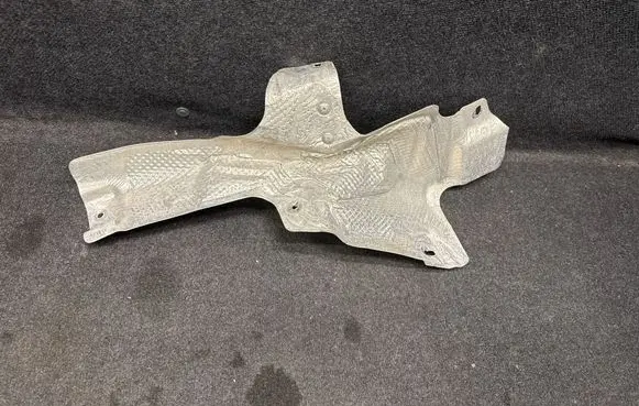 Exhaust heat shield
