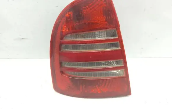 Skoda Superb B5 (3U) Rear/tail lights 3U5945111A 3U5945096A