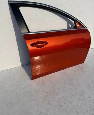 KIA Ceed Front door 