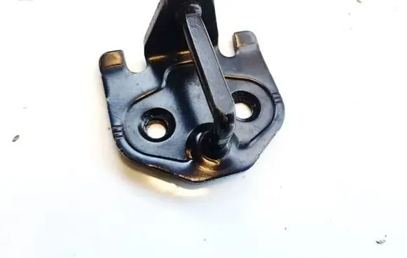 Ford Mondeo MK IV Front door lock loop/hook striker 6G91R21982FBB