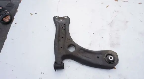 Audi A1 Front lower control arm/wishbone