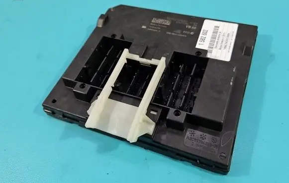 Skoda Octavia Mk3 (5E) Central body control module 5Q0937084AG IMPRK1582602