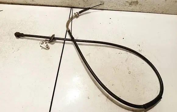 Handbrake/parking brake wiring cable
