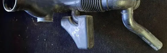 Subaru Forester SF Air intake duct part A43AE00