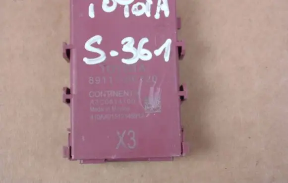 Toyota Highlander XU70 Gateway control module 891110E120