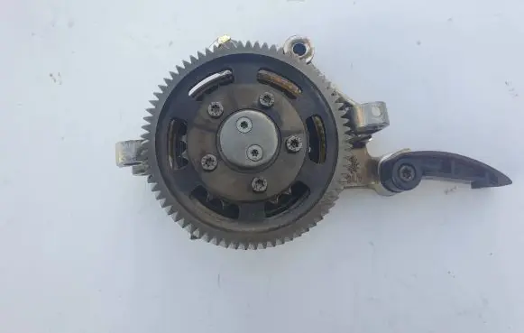 BMW M5 Fuel injection high pressure pump 7841784 13610513 JB03015