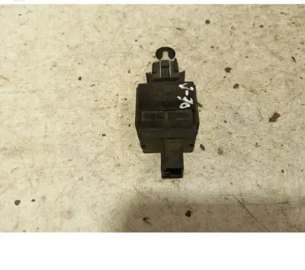 Volvo V70 Brake pedal sensor switch 8622064