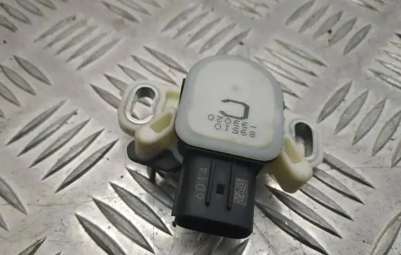 Lexus IS III XE30 Brake pedal sensor switch 8951033020
