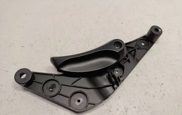 Engine bonnet (hood) release handle
