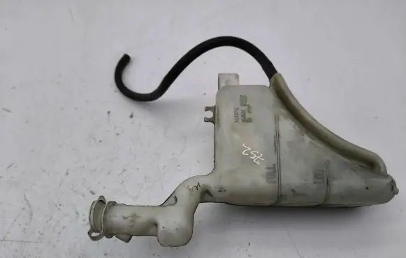 Mitsubishi Outlander Coolant expansion tank/reservoir