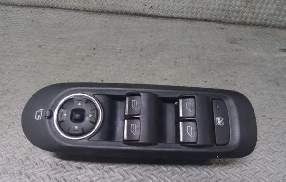 Ford Mondeo MK IV Electric window control switch 7S7T14A132BC