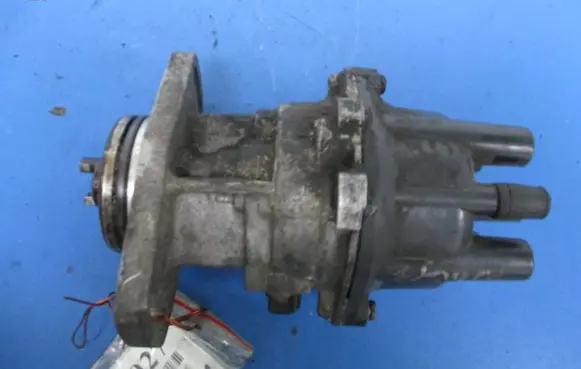 Nissan Sunny Spark distributor 