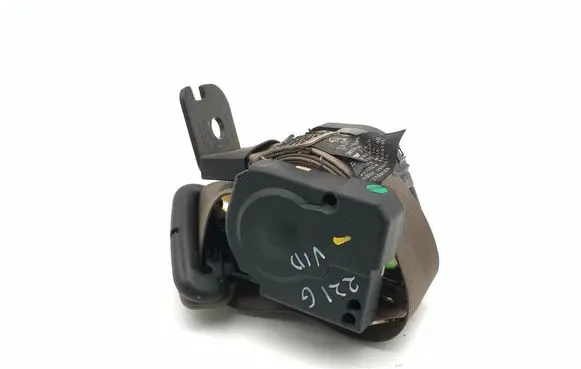 Jaguar XJ X350 Middle seatbelt (rear) 2W93F600A38