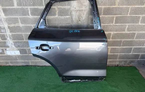 Audi Q5 SQ5 FY Rear door