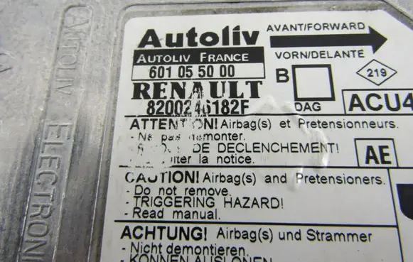 Renault Megane II Airbag control unit/module 8200246182F