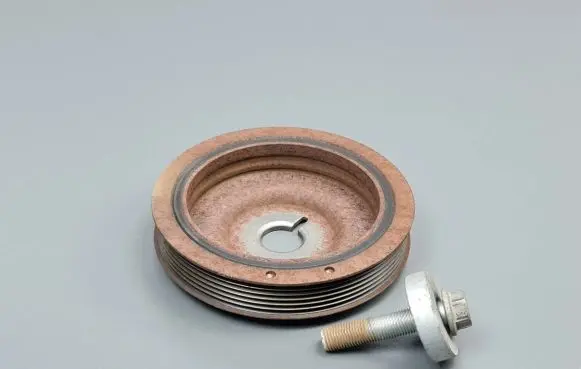 Dacia Sandero II Crankshaft pulley E111126A