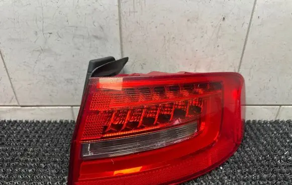 Audi A4 S4 B8 8K Rear/tail lights 8K5945096AC 01091602