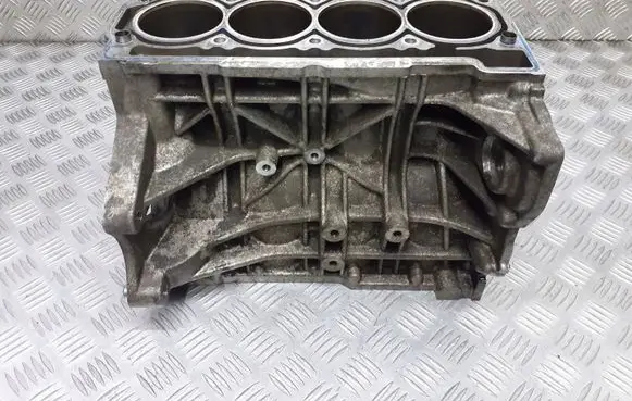 Audi A3 S3 8P Engine block 03C103019BAG
