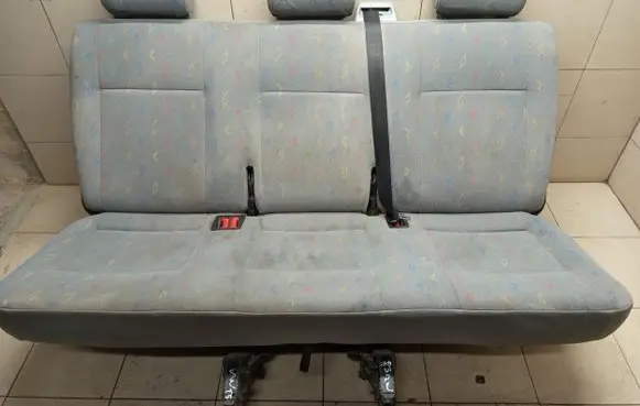 Volkswagen Transporter - Caravelle T5 Third row seats 