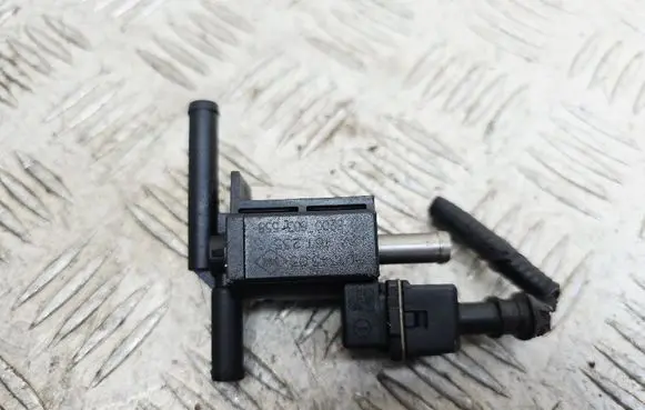 Renault Captur Turbo solenoid valve 8200603558 70134303