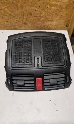 Toyota Auris 150 Dash center air vent grill