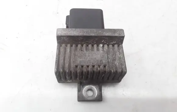 Nissan Almera N16 Glow plug pre-heat relay 7700115078