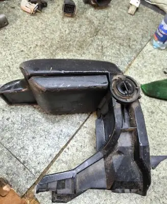 BMW 3 E46 Armrest 51168213678