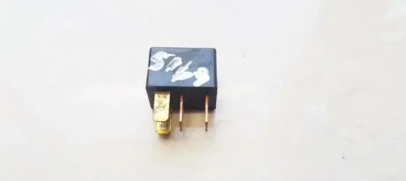 Mitsubishi Outlander Other relay MR5885657 ACV31212