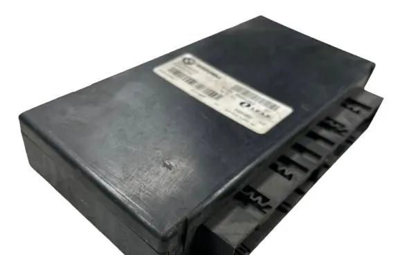 BMW 5 E60 E61 Gateway control module 6985363 61356985363