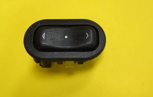 Opel Zafira A Electric window control switch 13363100 90561388