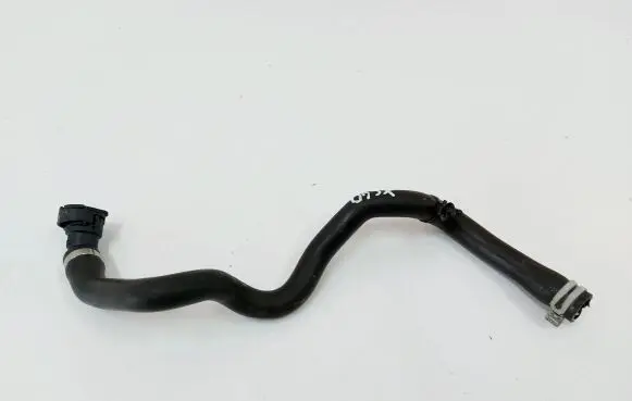 Volvo XC40 Engine coolant pipe/hose 32138728