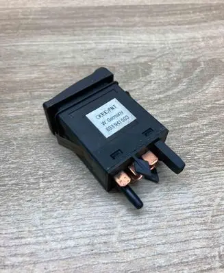 Audi 80 90 S2 B4 Windscreen/window heater switch 893941503