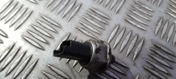 Fuel pressure sensor