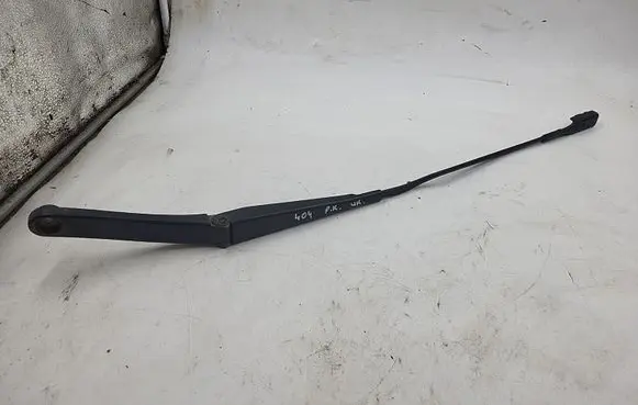 Audi A4 S4 B8 8K Front wiper blade arm