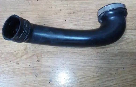 Peugeot 207 Intercooler hose/pipe 9656202480 M04005C180