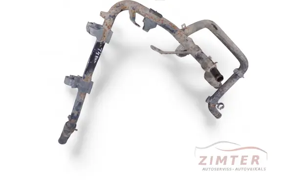 Engine coolant pipe/hose