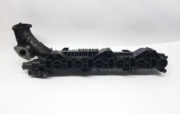 BMW 5 G30 G31 Intake manifold 859631903