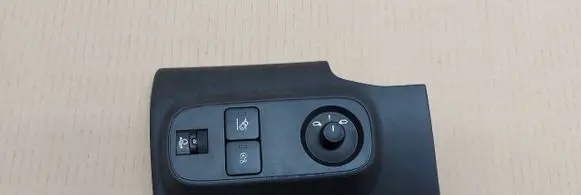 Citroen C3 Wing mirror switch